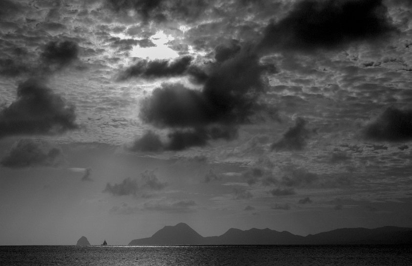 Martinique: Ketch on the horizon